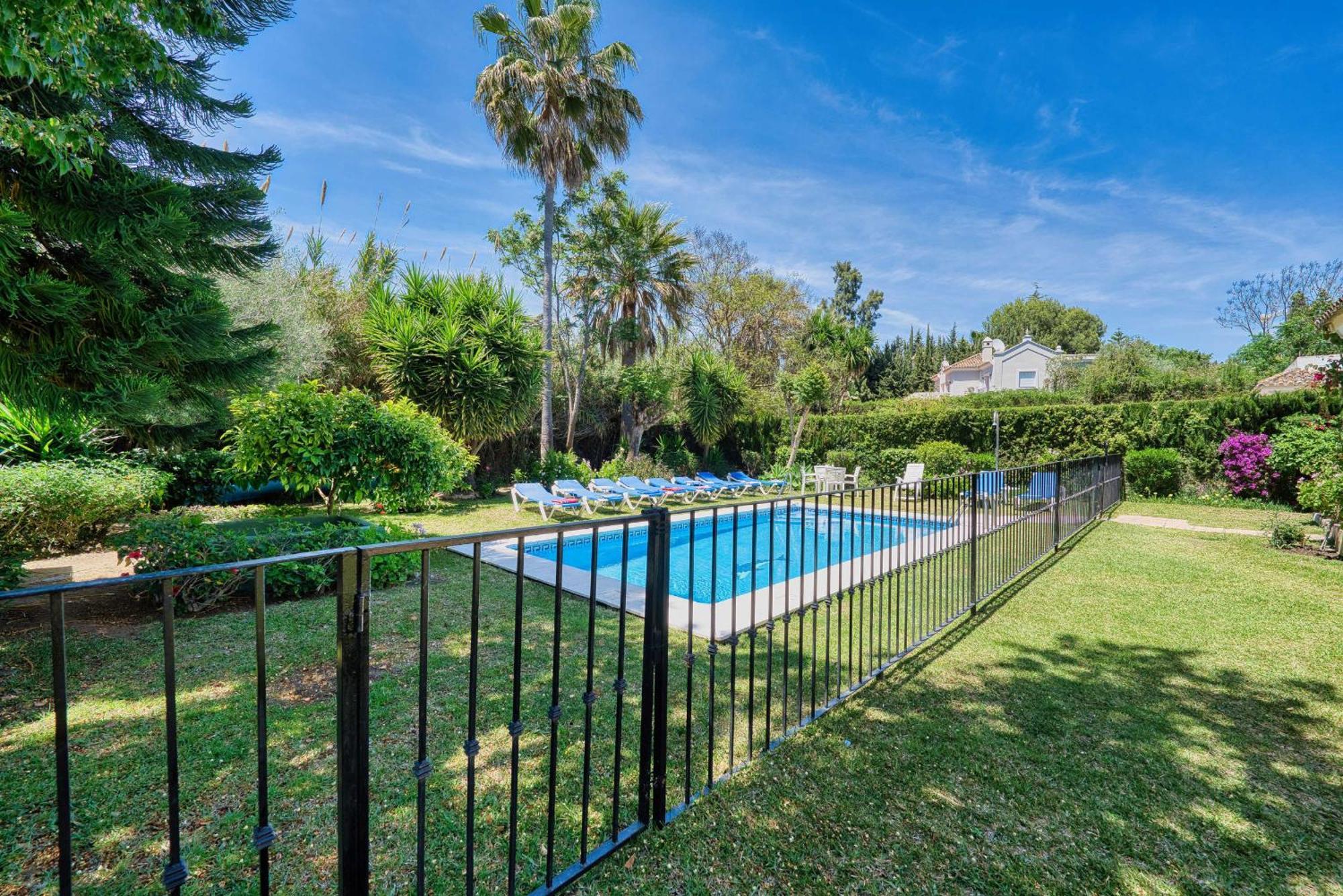 1106 Marbella Large Family Villa Естепона Екстер'єр фото